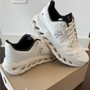 On CloudTilt Men’s 10.5